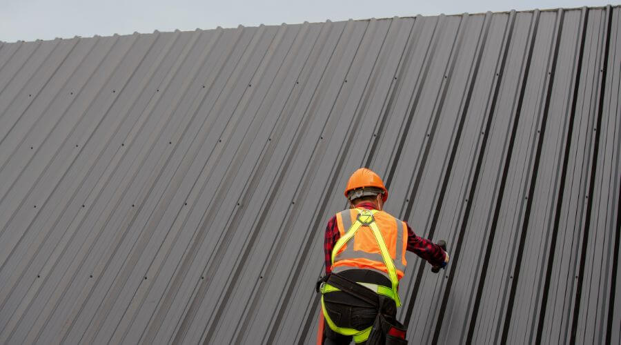 Professional gutter cleaning in Denham Springs, LA